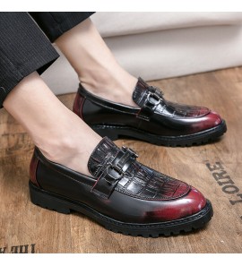 Men Microfiber Leather Breathable Soft Sole Retro Brief Slip On Casual Business Shoes